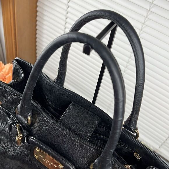 Black Leather Michael Kors Hamilton Jewel East West Tote - Picture 4 of 17